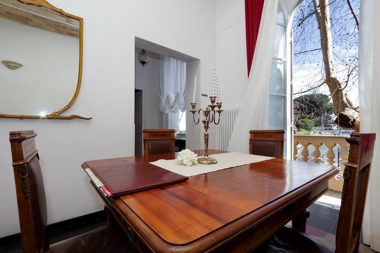 Dolce Casa Colosseo Рим Экстерьер фото